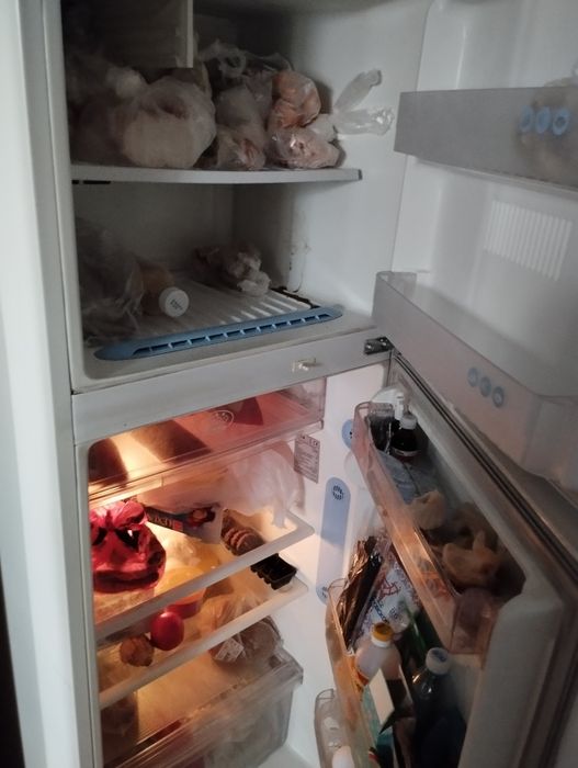 Холодильник сатамын.