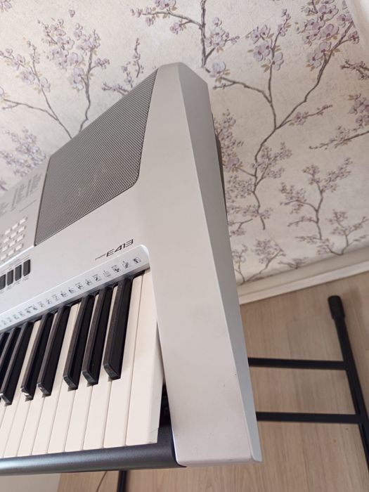 Продам синтезатор, пианино