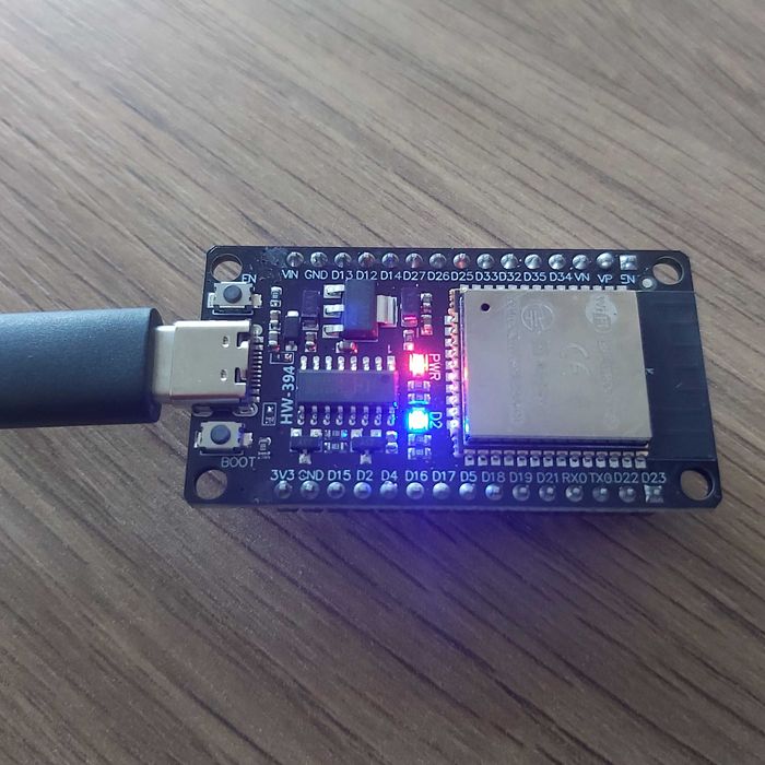 Платка ESP-WROOM-32 WiFi+Bluetooth ESP32 NodeMCU