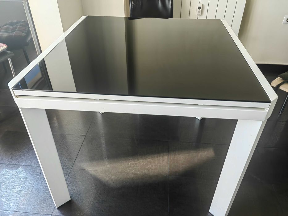 Разтегателна Кухненска Маса