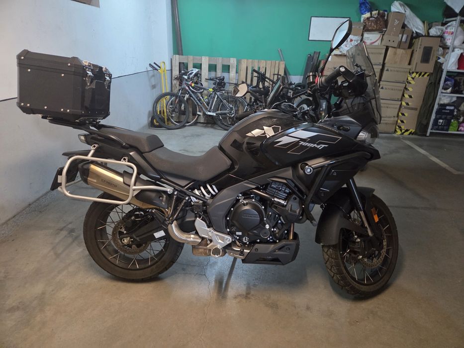 CFMOTO 700MT | Stare impecabilă + Topcase inclus (Pregătită de drum)