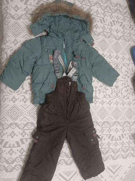 Продам детский комбинезон