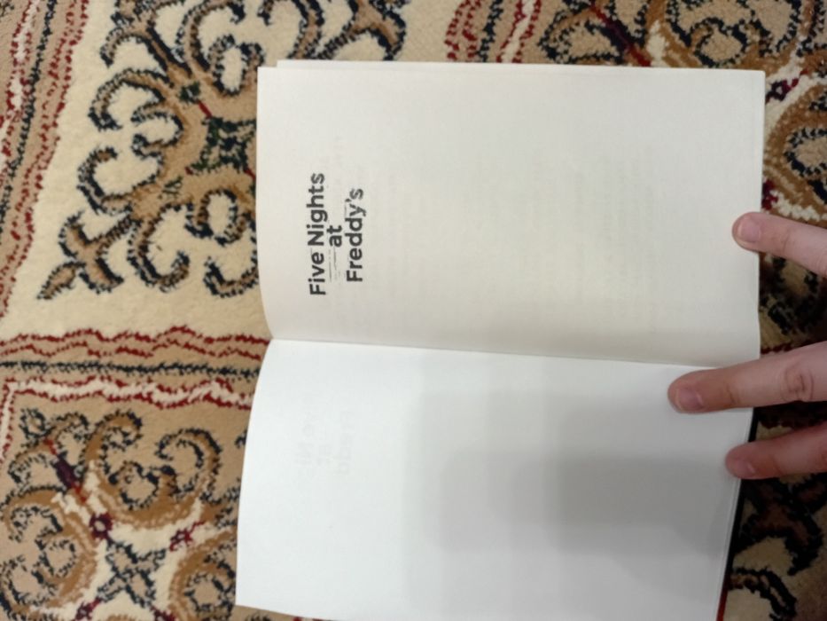 Книга Серебрянные Глаза