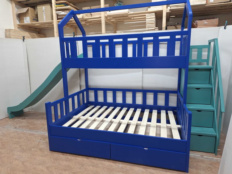 TRANSPORT GRATUIT.Pat etajat cu tobogan,cod 3527