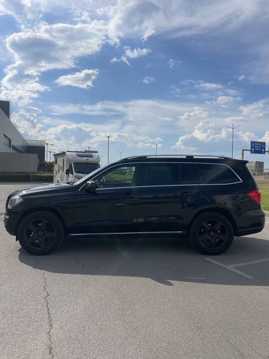 Mercedes GL 350 /360/ pano/обдух/distronic plus/реални км