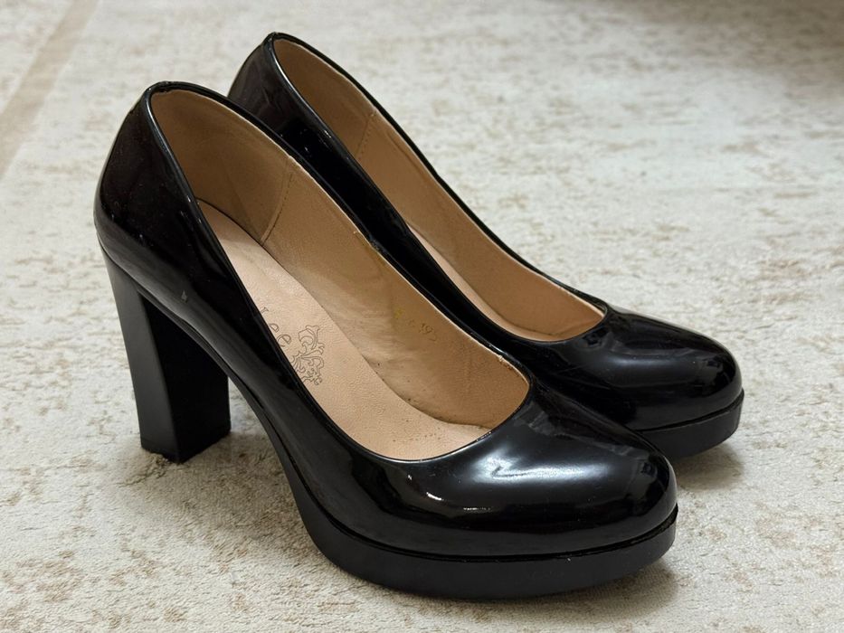 Женские туфли по 3000