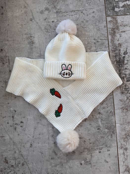 Красиви плетени детски шапки с шал