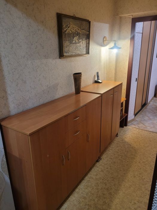 Два больших комода