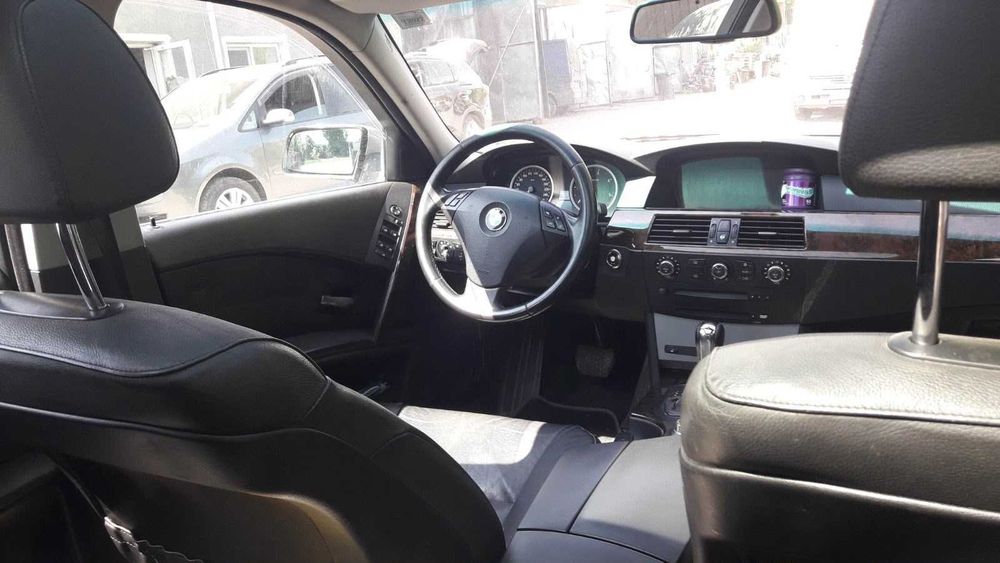 Vînd BMW seria 5 e61 disel automat 2007 2.5 285925km WhatsApp+37360096127