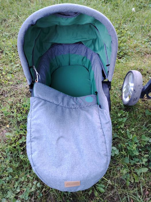 Бебешка количка Chipollino