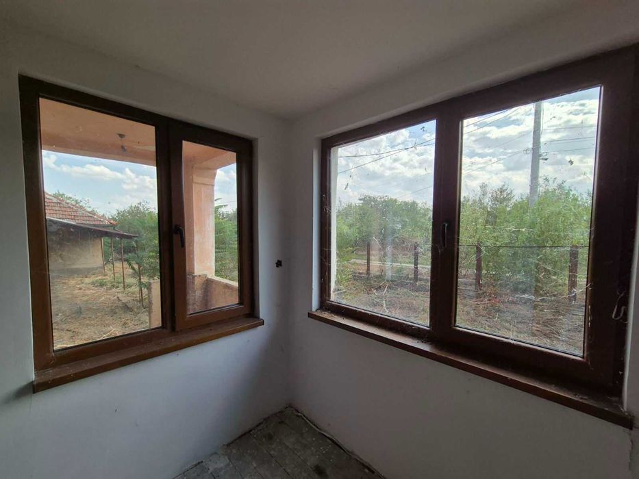 Продава се Къща в с. Бреница, Област Плевен - 100 кв.м за 123 €/кв.м - Снимка #7