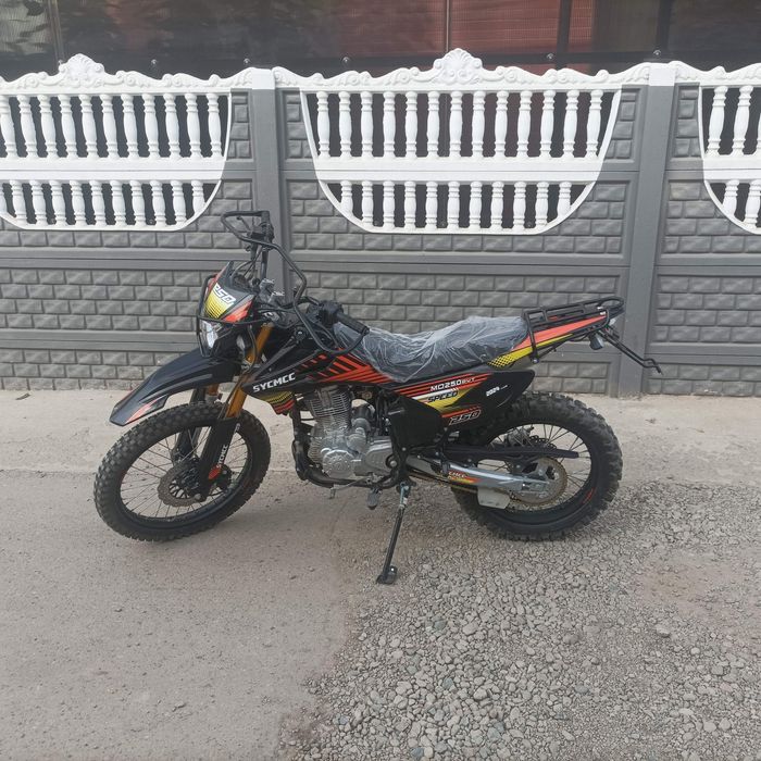 Продам эндуро 250 кубов