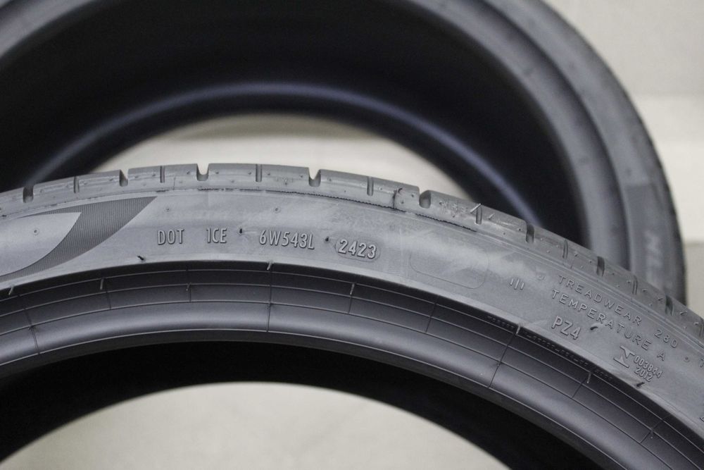 315/30-23 Pirelli P Zero