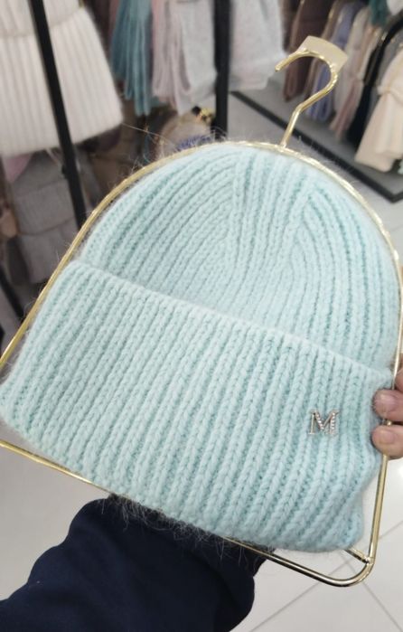 Продам новую шапочку из англры