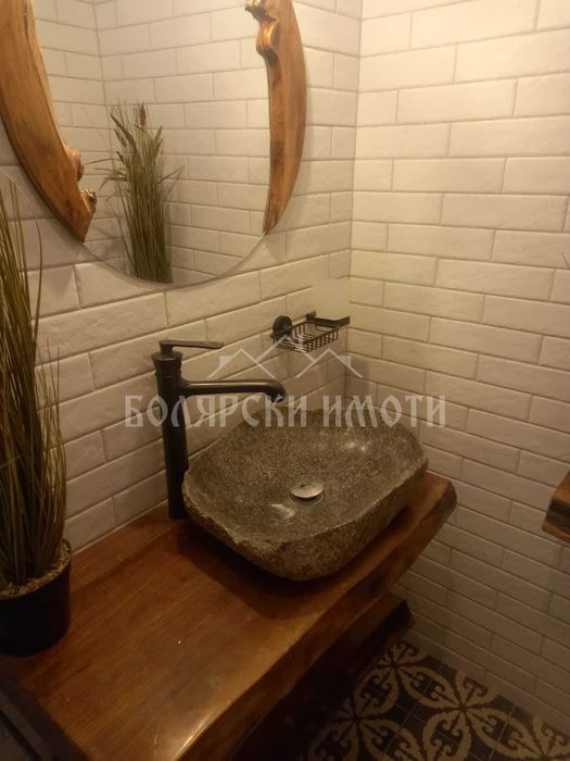 Дава се под наем Двустаен апартамент в Велико Търново, Център - 60 кв.м за 384 € - Снимка #4