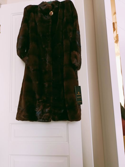 Продам норковую шубу