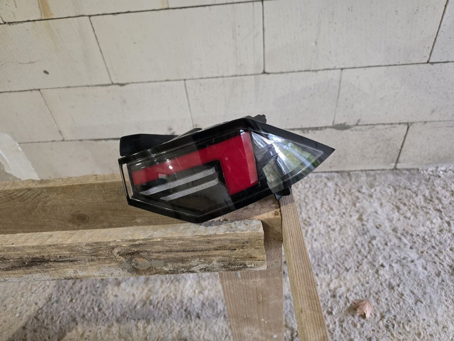 Opel Astra L kombi 21- 2024 стоп десен