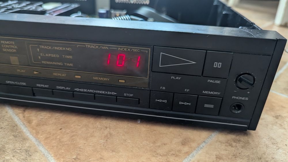 Cd player CEC 640 CD