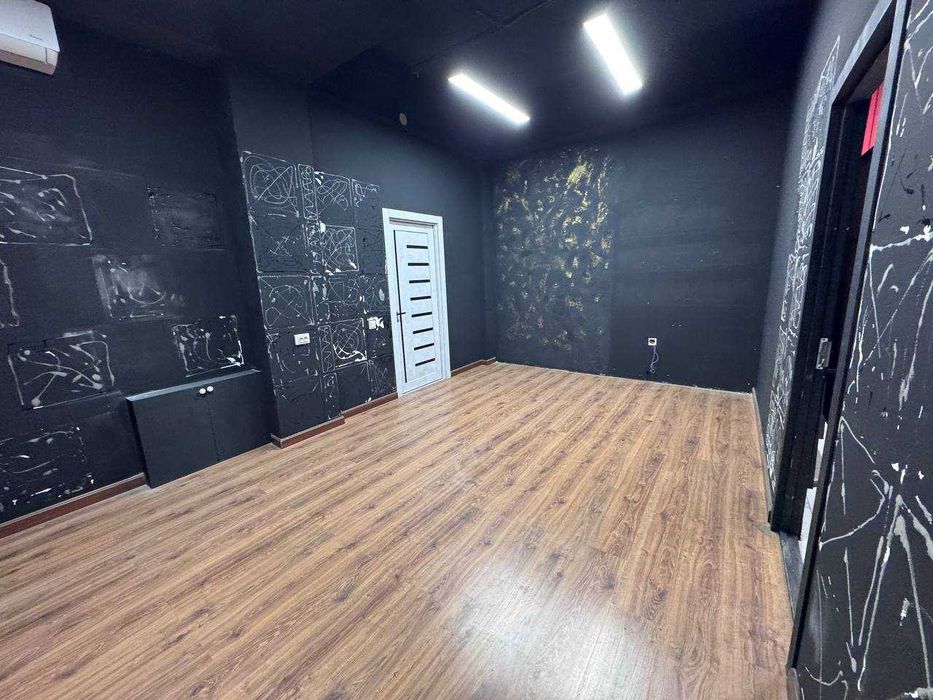 Сдается офисное помещение в бизнес центре на 2 и 3 этаже