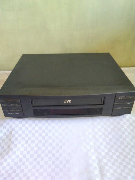 Видео рекордер JVC HR-J1200A