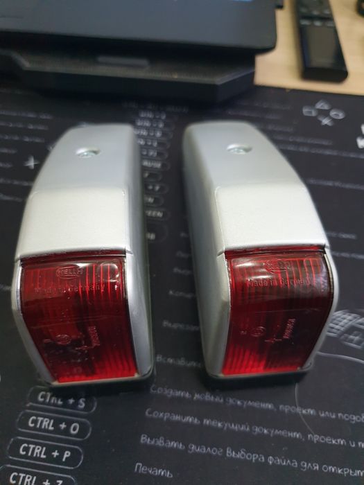 Задний габаритный фонарь мерседес