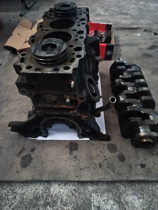 Бутала и Блок за Тойота 2.0 дизел,116 к.с