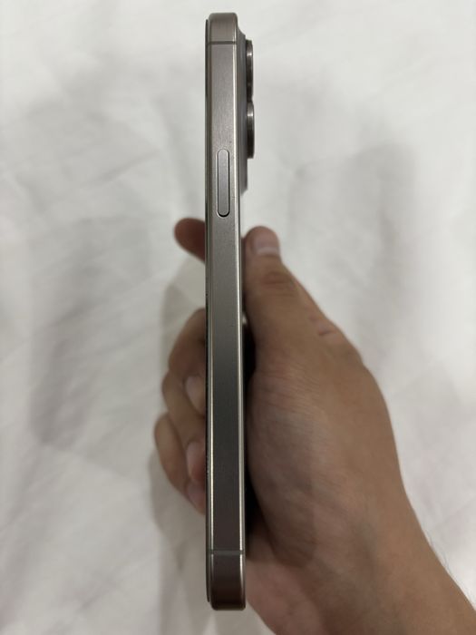Продам iPhone 15 pro Max