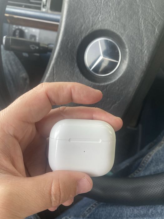 Продам airpods 3