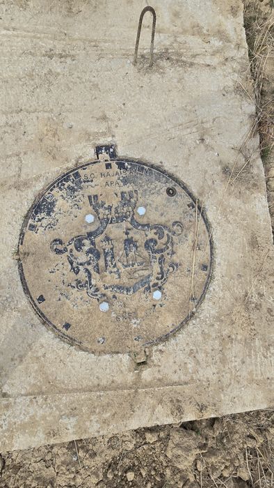 Teren intravilan  2500m² localitatea Lazu 
SUPRAFATA 2480mp
DESCHIDERE 38,43m
SITUATLA 600m DE SOSEAUA CUMPENEI SI 500M DE CENTRUL SATULUI LAZU
CADAST
