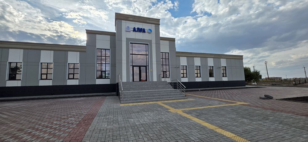 Алюминиевые витражи, двери, перегородки