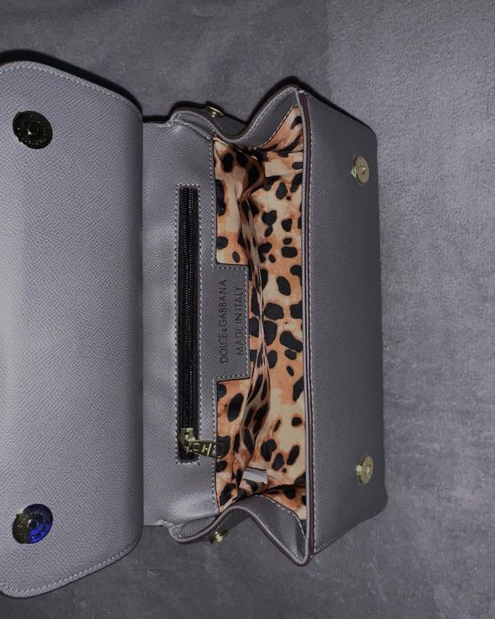 D&G Дамска сива чанта естествена кожа