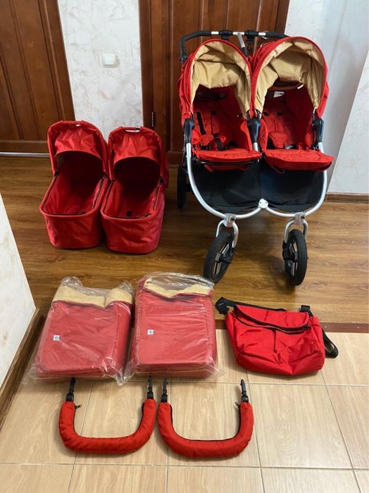 Коляска для двойни