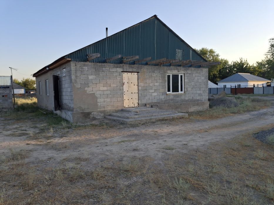 Ңұра аулында үи сатылат