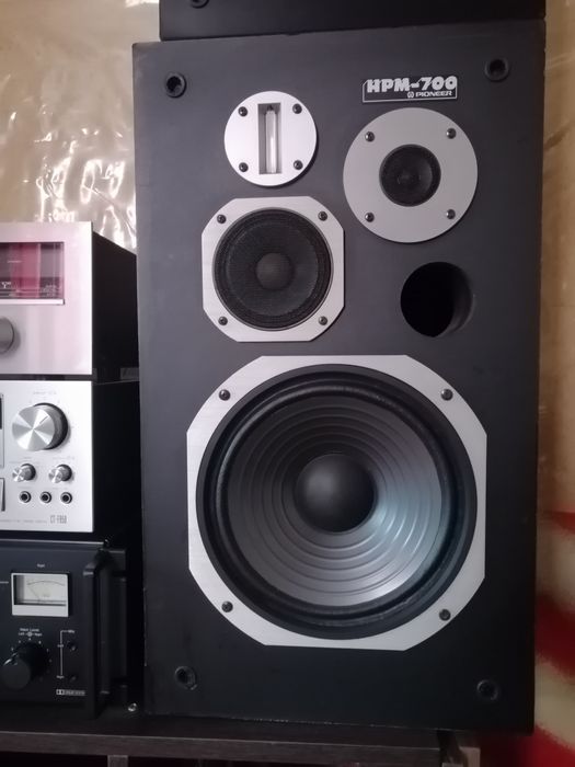 Boxe Pioneer Hpm 700