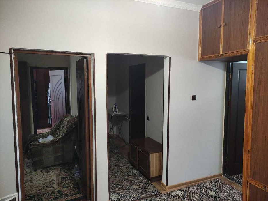 Срочно! 5-комнатная квартира 100м², Мирзо-Улугбек, рядом Эко базар(МА)