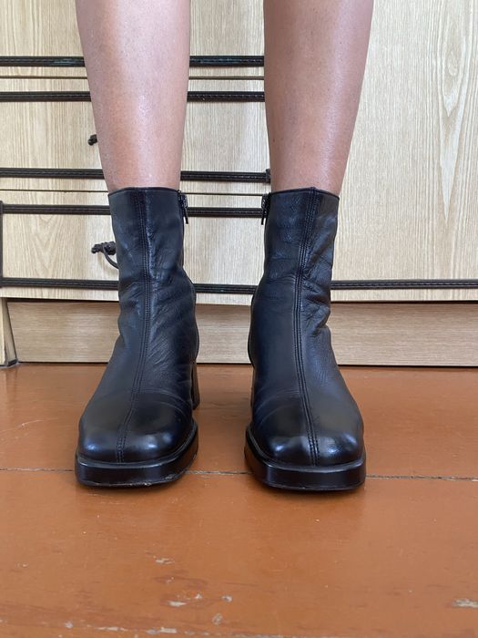 Деми полусапожки кожаные