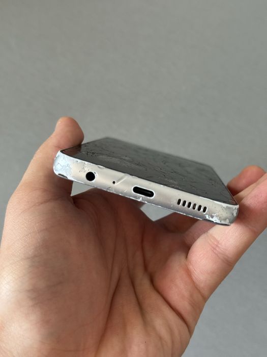 Samsung Galaxy A05s -piese de schimb /placa de baza buna !