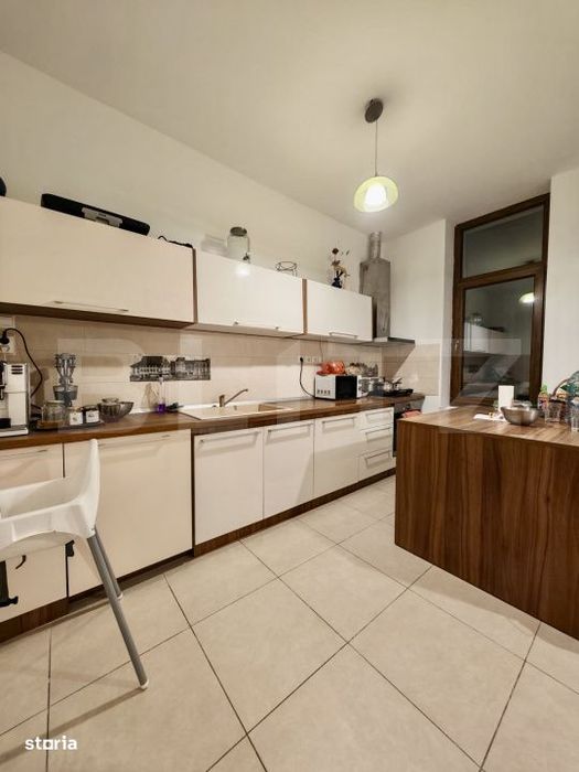 Apartament 3 camere, 110 mp, zona Piata Maria