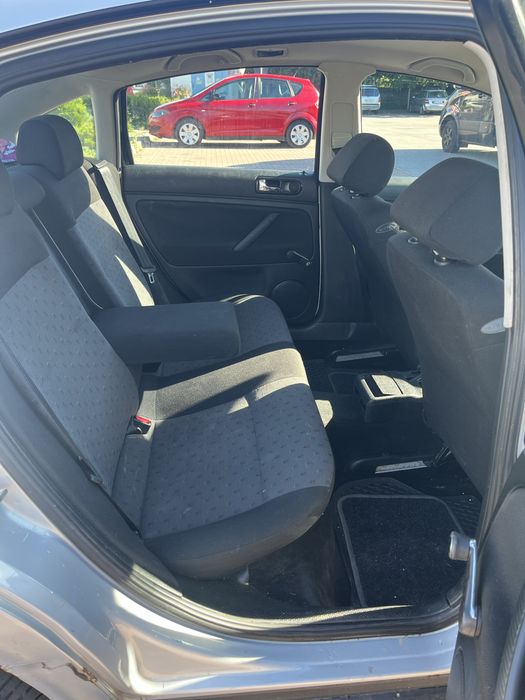 Vand vw pasat b5 1.6 benzina automata