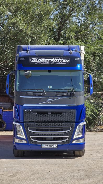 Тягачи полуприцепы