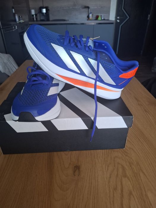 Маратонки Adidas 46/2/3