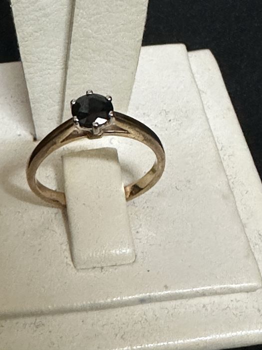 Inel din aur de 14k cu saphire