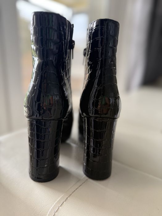 Botine Jeffrey Campbell
