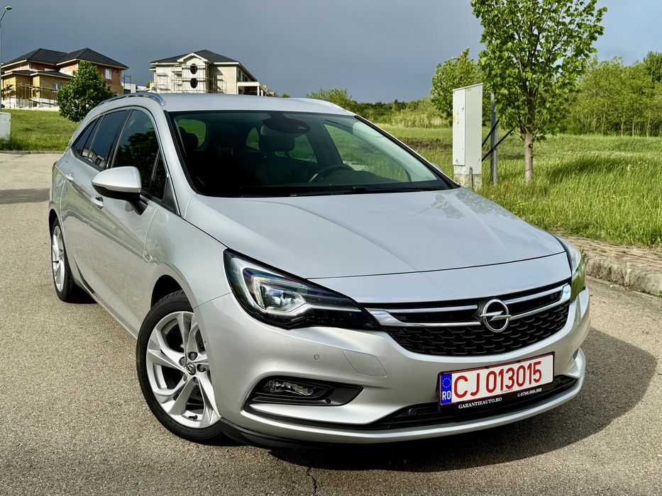 Opel Astra 1.6 Diesel Bi-Xenon Navi Interior Sport Camera Masalier Soft Clouse Line Assist