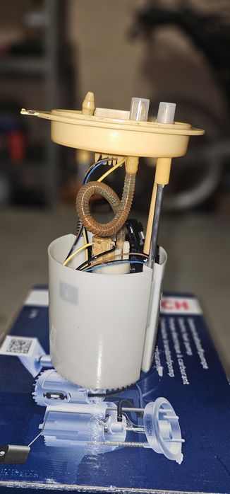 Pompa rezervor Passat B6