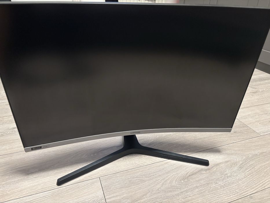 Monitor curbat LED Samsung Odyssey 27