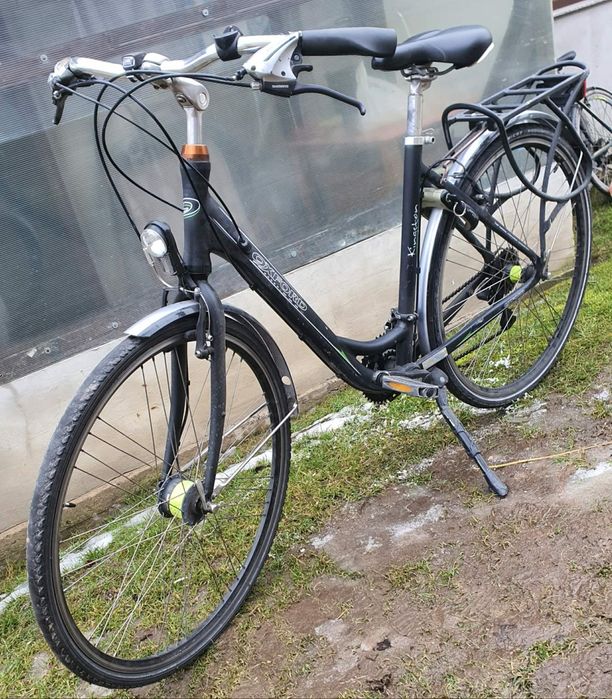 Vând biciclete în sate foarte buna !