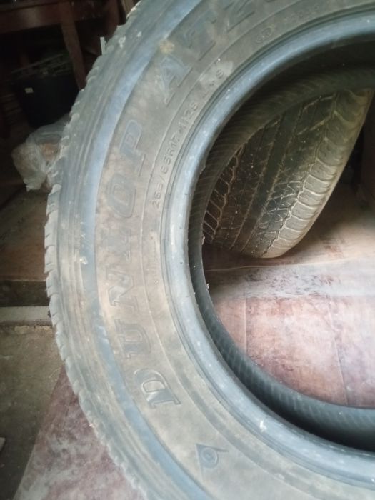 Продам отличные  Шины 265/65/R17