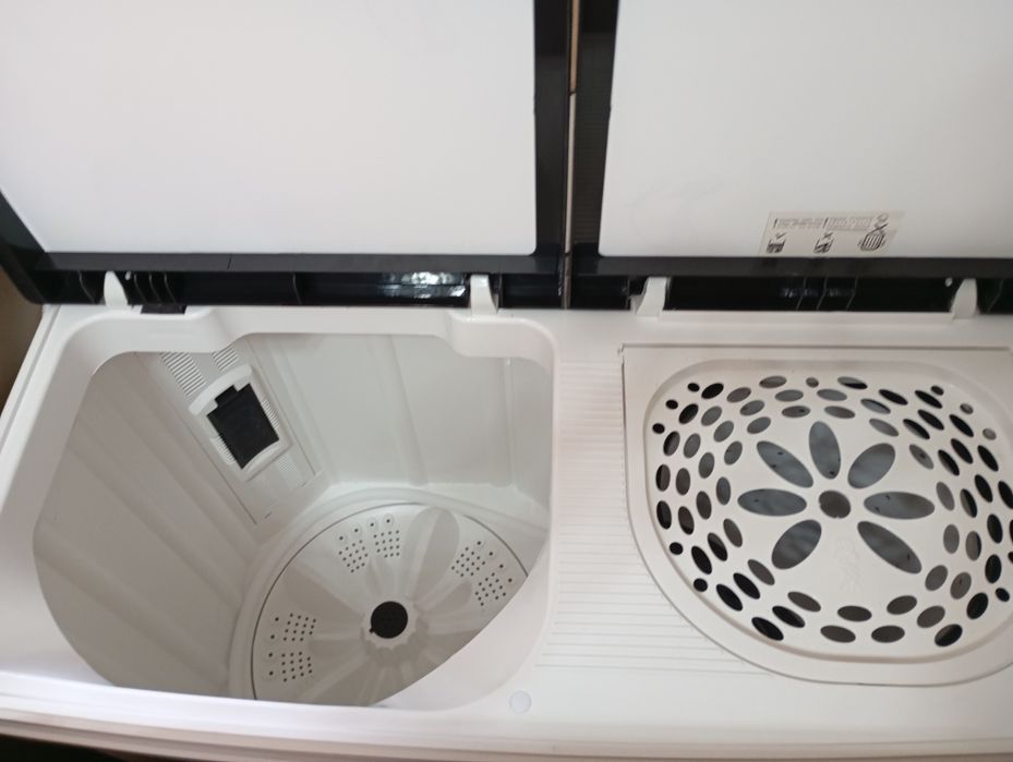 Продаю Полуавтомат стиральная машина