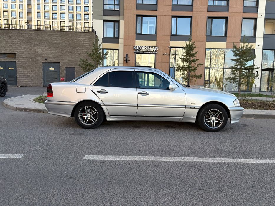 Mercedes Benz C-class